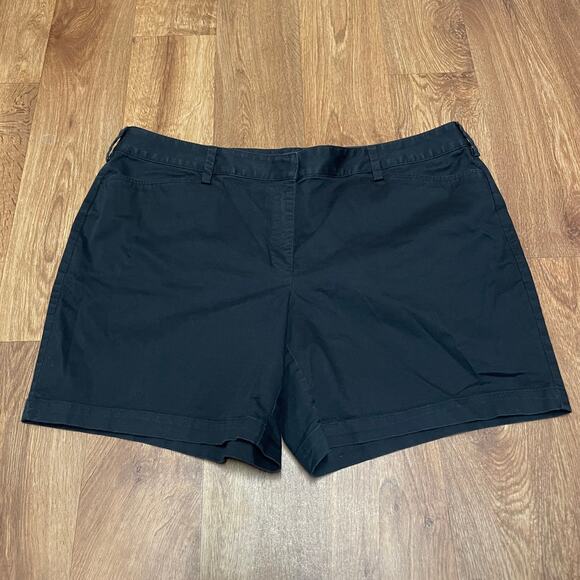 Lands End Womens Solid Black Chino Shorts Plus Size 20W Cotton 6.5" Inseam - Picture 1 of 8